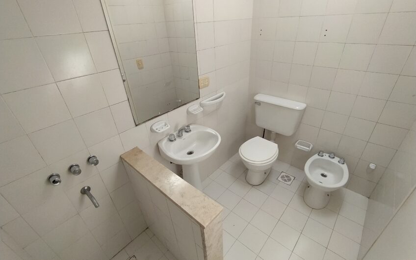 Pasco 3418 – Departamento dúplex de pasillo