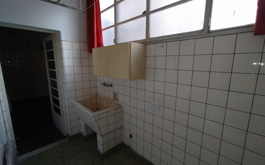 Bv. Oroño 622 – Semipiso tres dormitorios