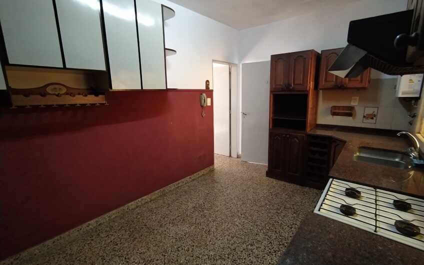 Pasaje Larguía 3575 – Casa dos dormitorios