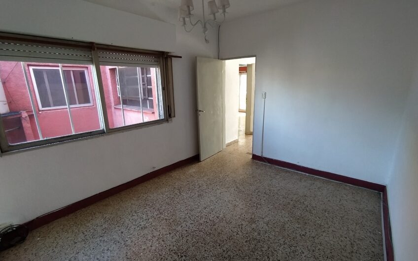 Pasaje Larguía 3575 – Casa dos dormitorios