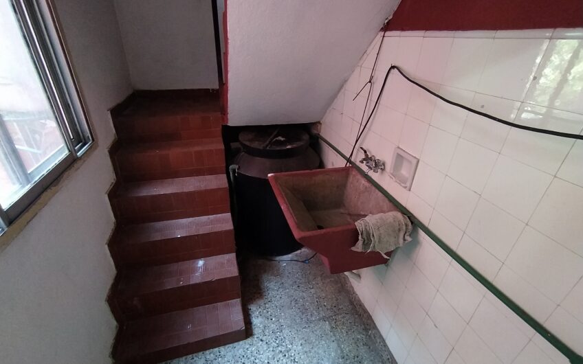 Pasaje Larguía 3575 – Casa dos dormitorios