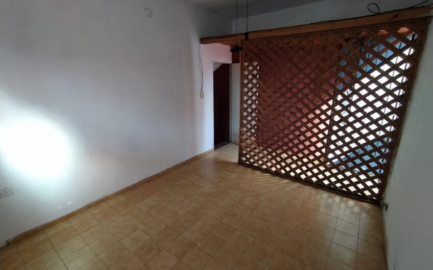 Pasaje Larguía 3575 – Casa dos dormitorios