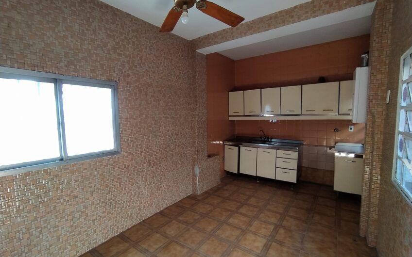 Corrientes 2755 – Casa Interna de Pasillo