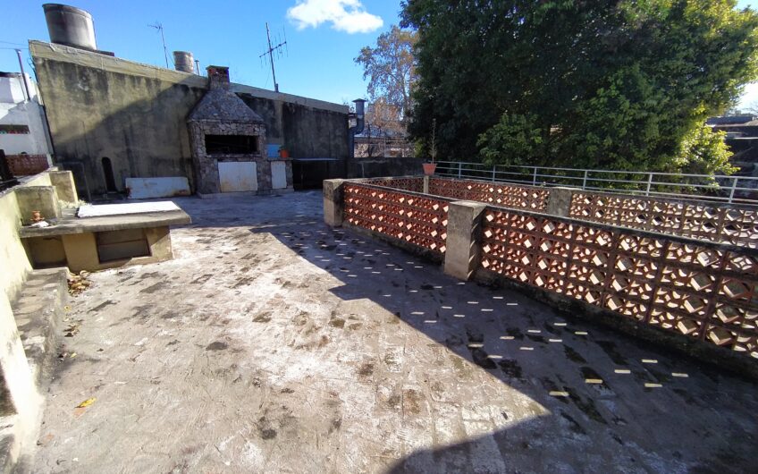 Corrientes 2755 – Casa Interna de Pasillo