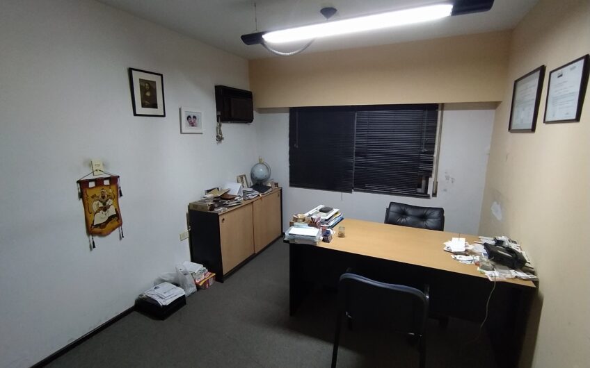 Pueyrredón 322 – Oficina en planta baja