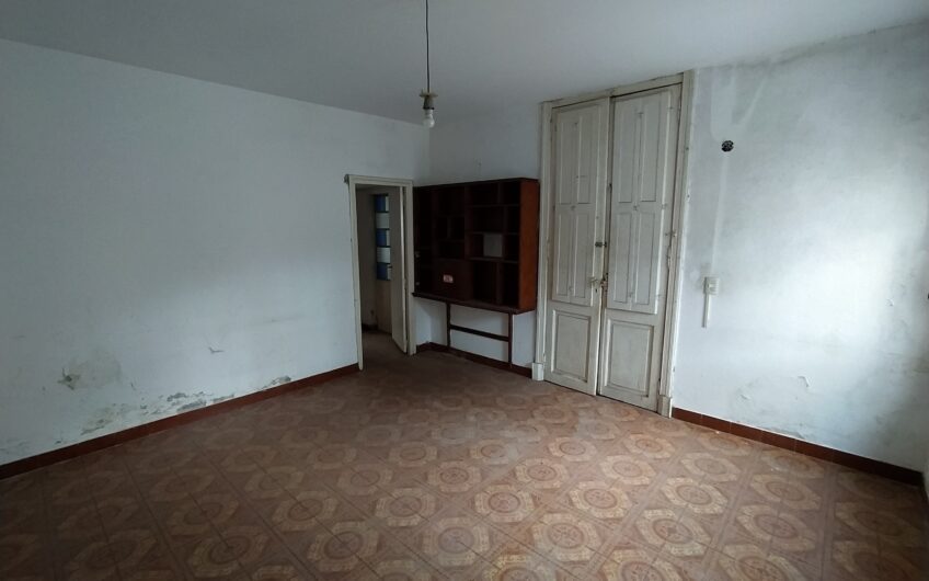 Pje. Vilazar 3120 – Casa a Reciclar
