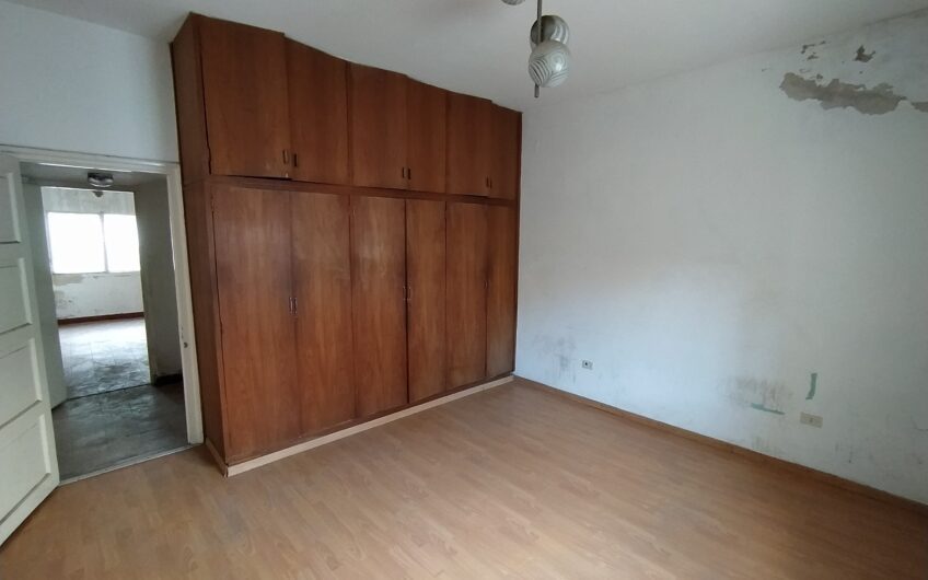 Pje. Vilazar 3120 – Casa a Reciclar