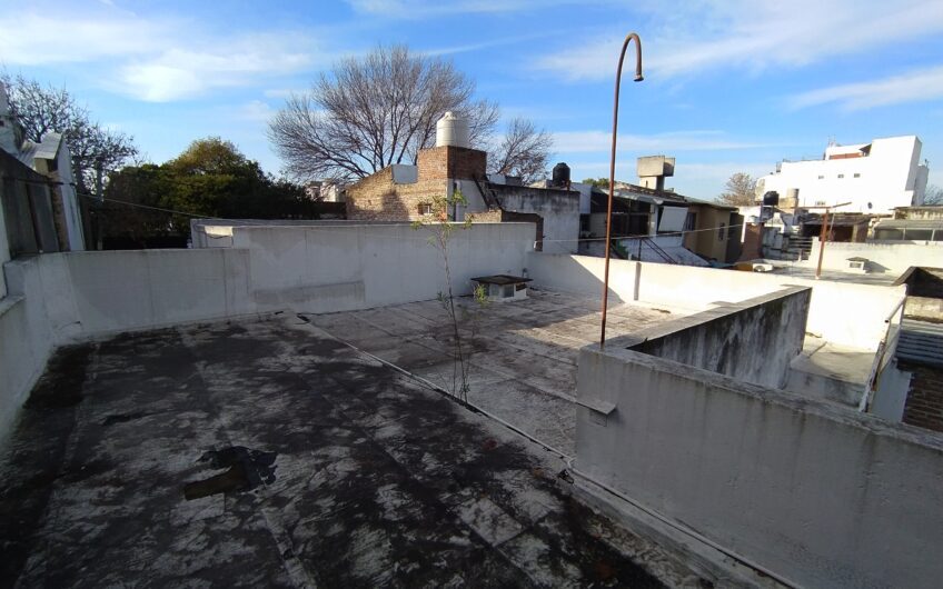 Pje. Vilazar 3120 – Casa a Reciclar