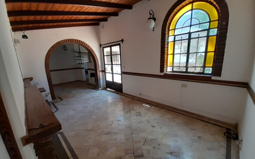 Cerrito 58 – Casa Interna Única