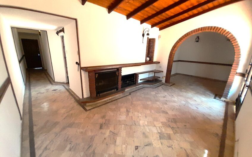 Cerrito 58 – Casa Interna Única