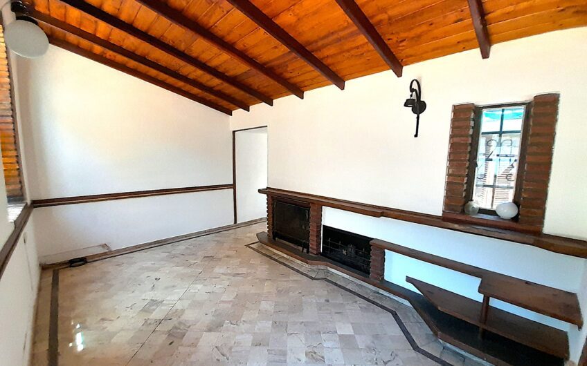 Cerrito 58 – Casa Interna Única