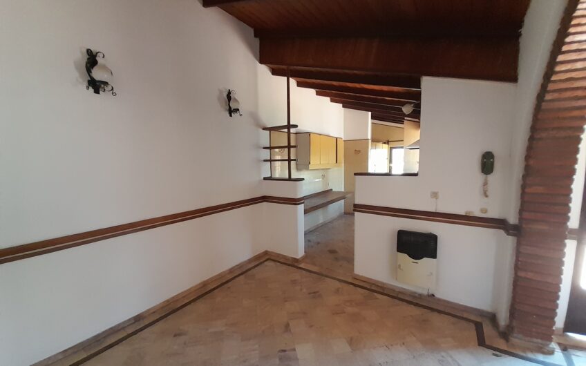 Cerrito 58 – Casa Interna Única
