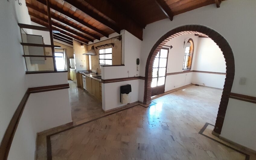 Cerrito 58 – Casa Interna Única