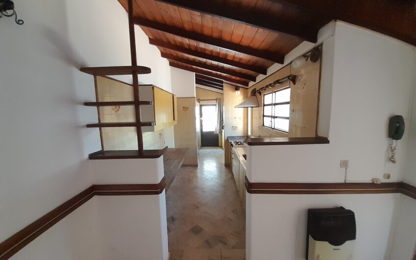 Cerrito 58 – Casa Interna Única