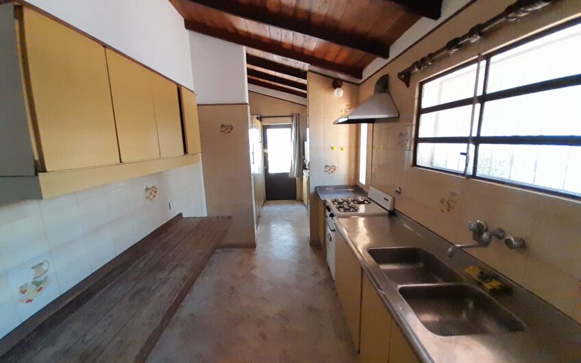 Cerrito 58 – Casa Interna Única