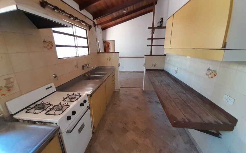 Cerrito 58 – Casa Interna Única