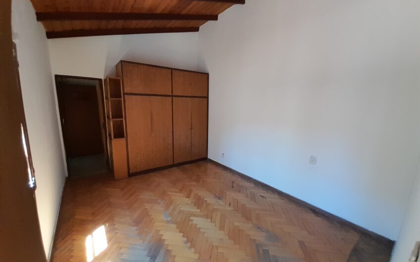 Cerrito 58 – Casa Interna Única