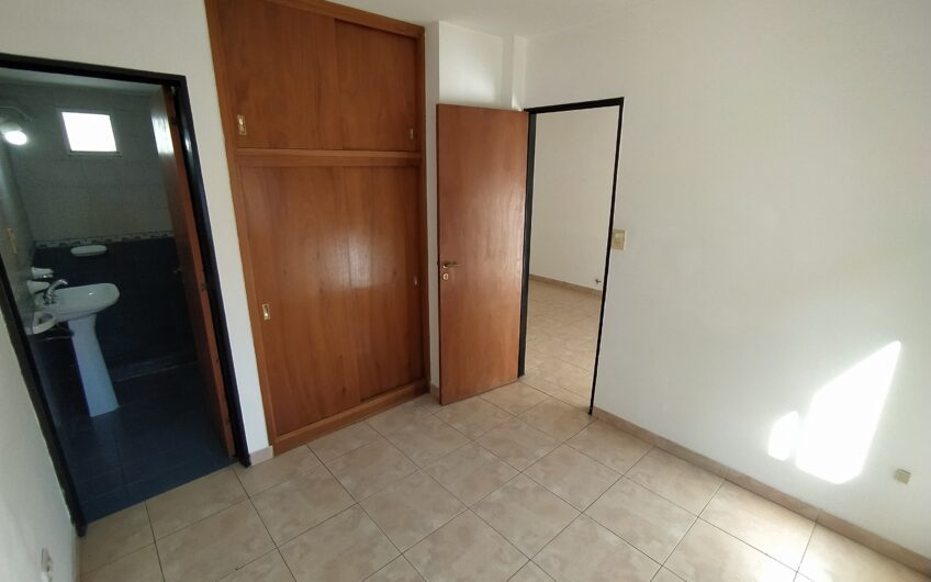 Sarmiento 1723 – Departamento Un Dormitorio