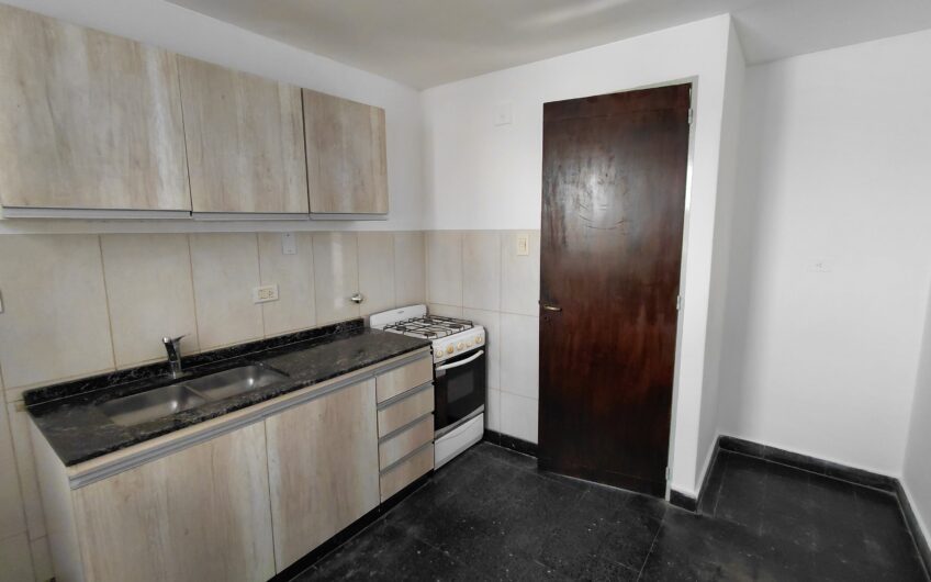 Rioja 2739 – Departamento Un Dormitorio