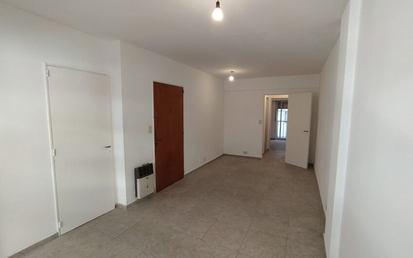1° de Mayo 925 – Departamento Un Dormitorio