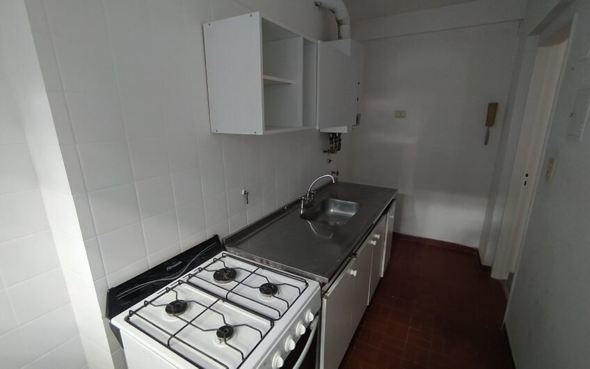 1° de Mayo 925 – Departamento Un Dormitorio