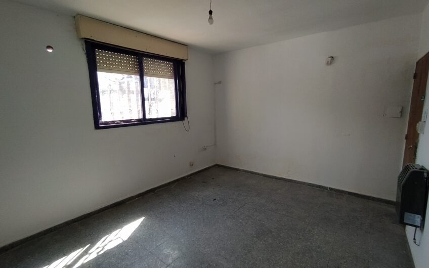 Catamarca 2578 – Departamento Un Dormitorio de Escalera