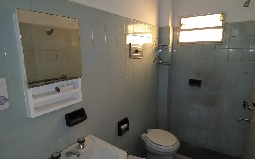 Catamarca 2578 – Departamento Un Dormitorio de Escalera