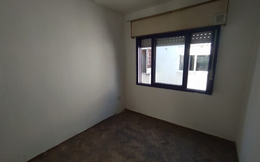 Catamarca 2578 – Departamento Un Dormitorio de Escalera