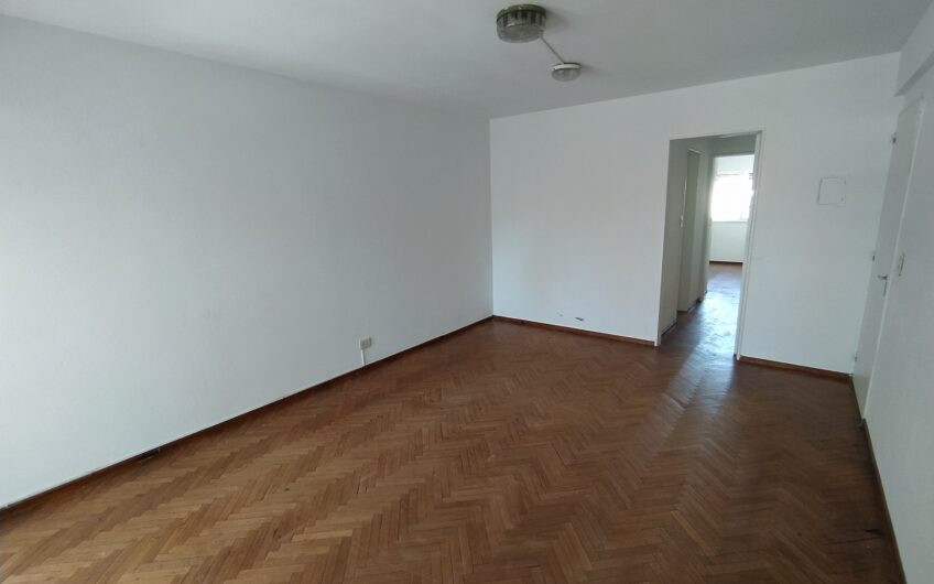 Alvear 1128 – Semipiso Un Dormitorio