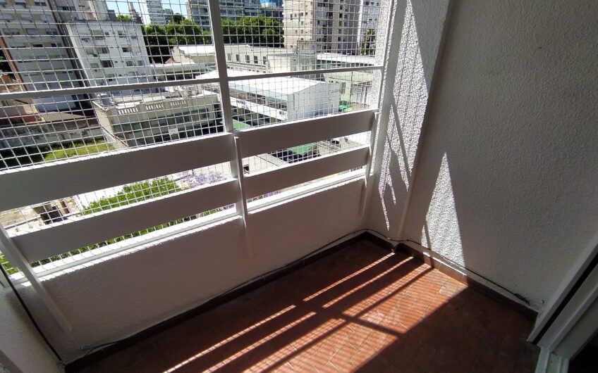 Alvear 1128 – Semipiso Un Dormitorio