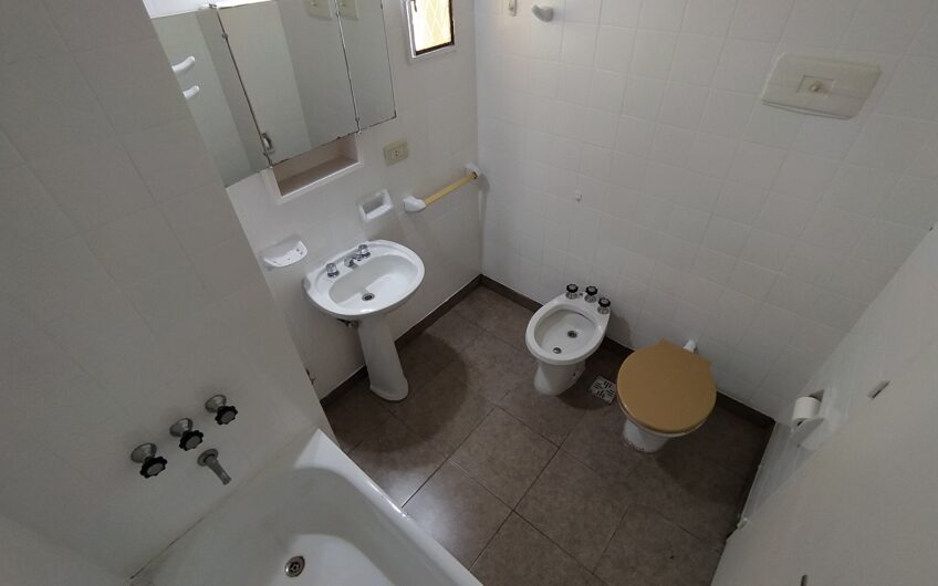 Alvear 1128 – Semipiso Un Dormitorio