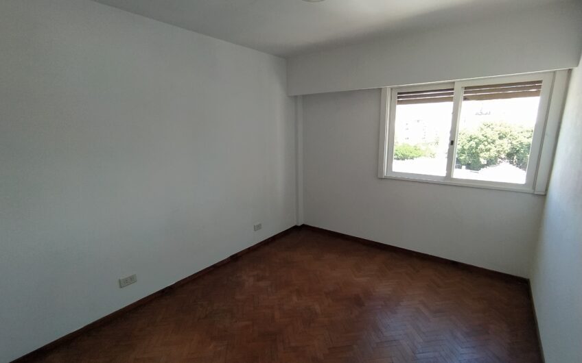 Alvear 1128 – Semipiso Un Dormitorio