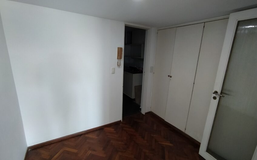 Av. De la Libertad 176 – Departamento Monoambiente