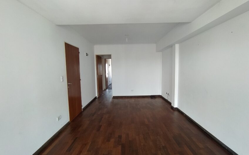 Urquiza 2035 – Departamento Dos Dormitorios con Cochera