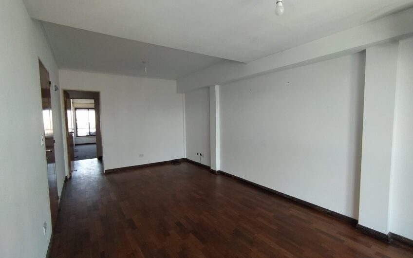 Urquiza 2035 – Departamento Dos Dormitorios con Cochera