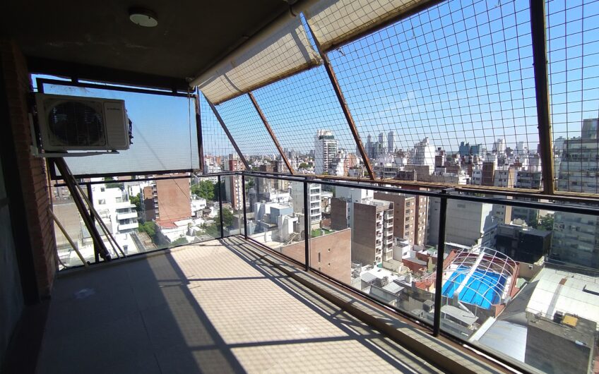 Urquiza 2035 – Departamento Dos Dormitorios con Cochera