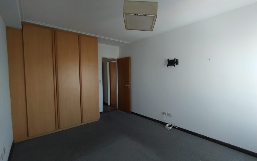 Urquiza 2035 – Departamento Dos Dormitorios con Cochera