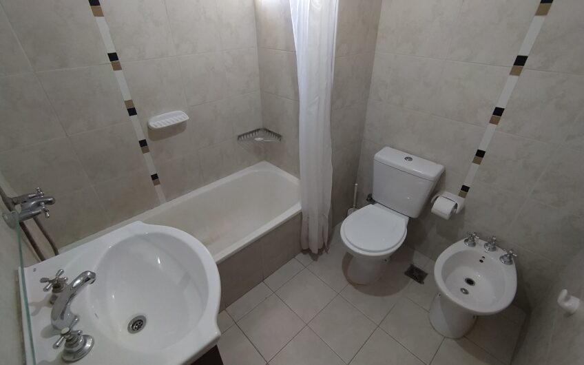 Urquiza 2035 – Departamento Dos Dormitorios con Cochera