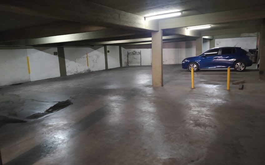 Urquiza 2035 – Departamento Dos Dormitorios con Cochera