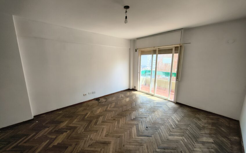 Montevideo 903 – Departamento Dos Dormitorios