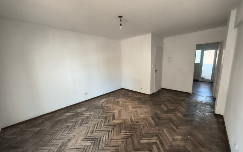 Montevideo 903 – Departamento Dos Dormitorios