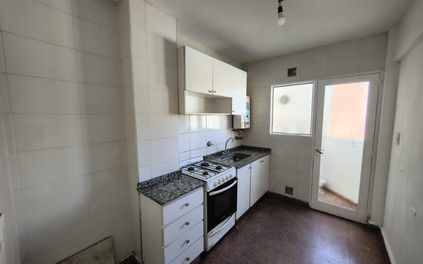 Montevideo 903 – Departamento Dos Dormitorios