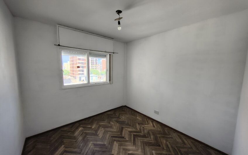 Montevideo 903 – Departamento Dos Dormitorios