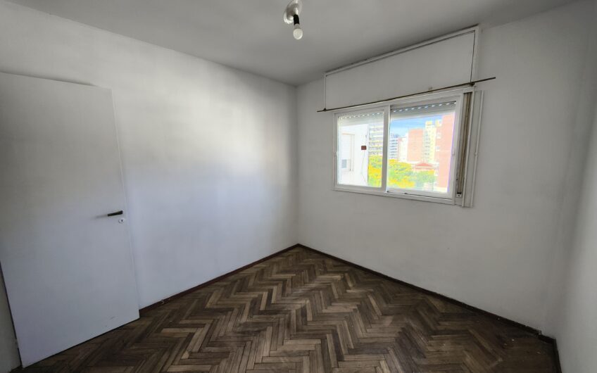 Montevideo 903 – Departamento Dos Dormitorios