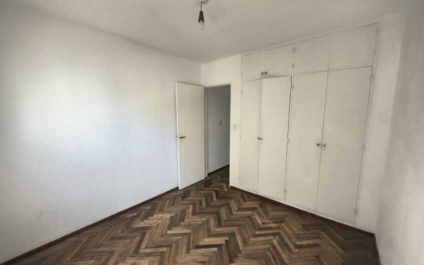 Montevideo 903 – Departamento Dos Dormitorios