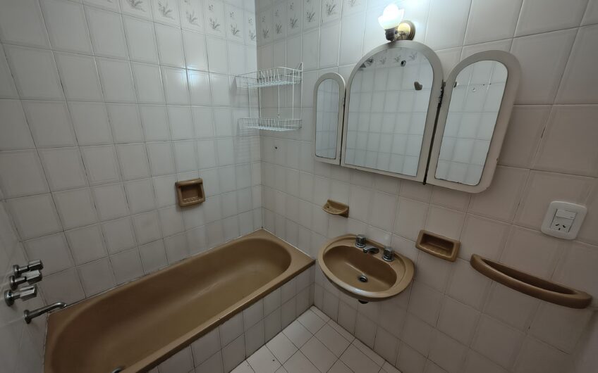 E. Zeballos 967 – Departamento Un Dormitorio