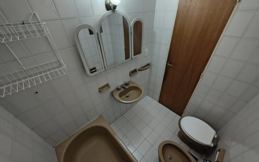 E. Zeballos 967 – Departamento Un Dormitorio