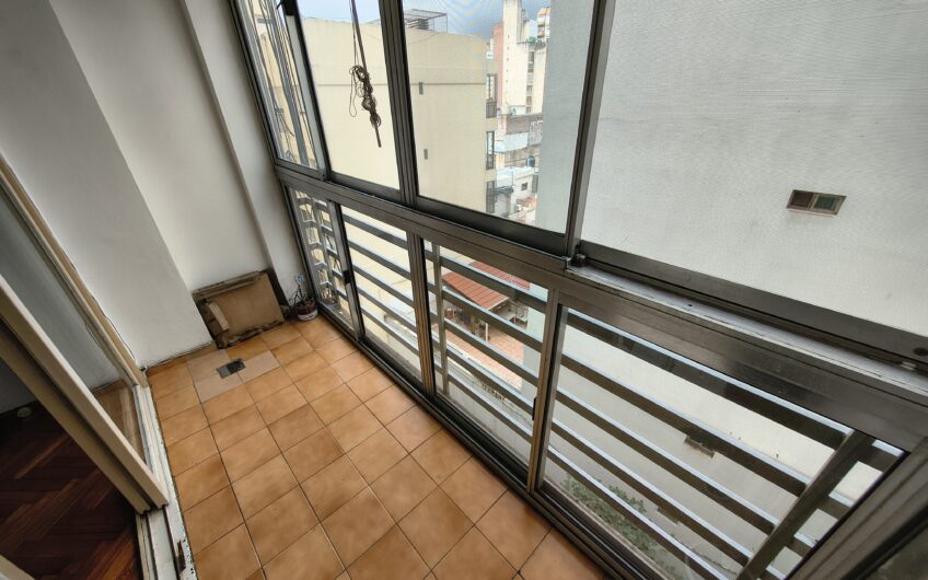 E. Zeballos 967 – Departamento Un Dormitorio