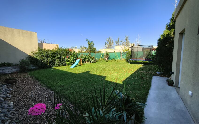Henri Dunant 575 (Tierra de Sueños 3) – Casa Dos Dormitorios