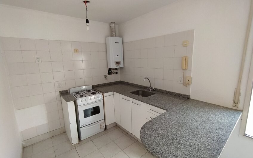 Pasco 3418 – Departamento Dúplex de Pasillo